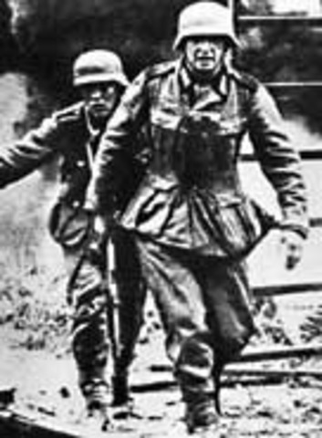 Official Annoucement of War In Berlin