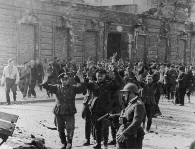 The Germans captured Warsaw from the Russians