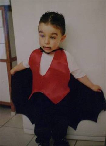 Primeira festa de Halloween de Giovanni