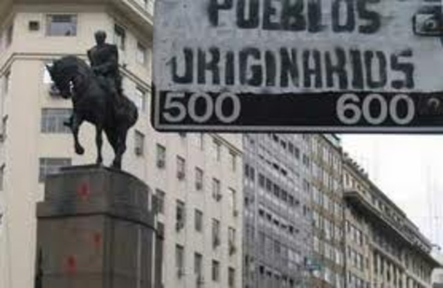 Reclama por el traslado del monumento a Roca. (Avenida Presidente Roca y Perú)