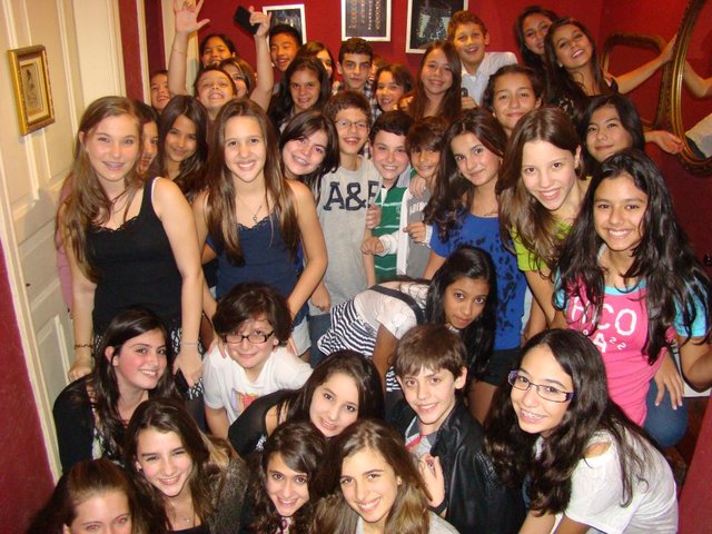 (Victória) Festa da Caroline-12 anos