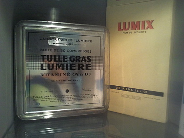 Tulle Gras created by Auguste Lumiere