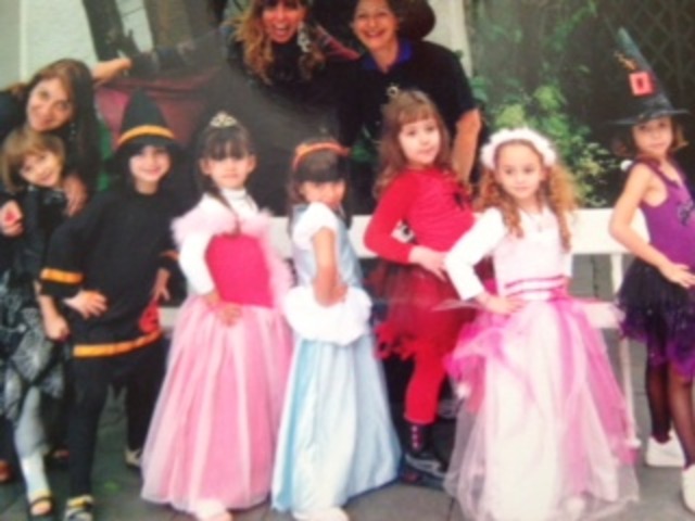 (Victória) Halloween- 5 anos