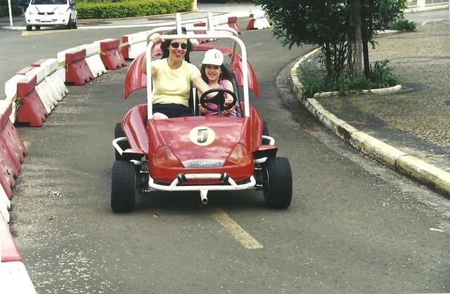 "Tirando a carteira de motorista" (Letícia)