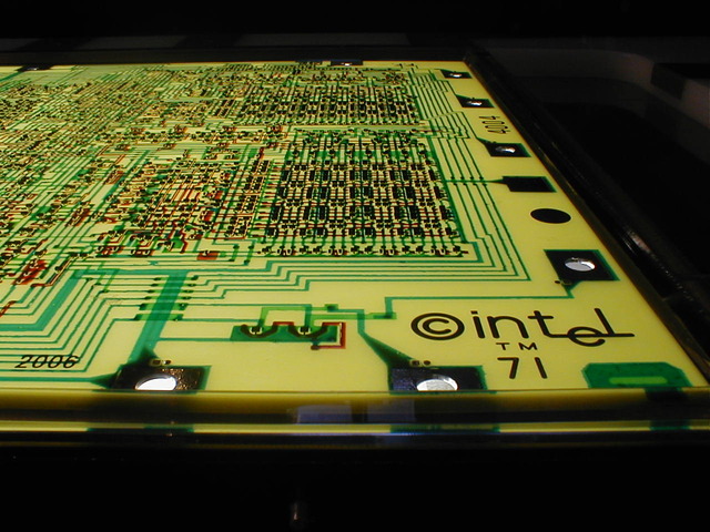 Intel 4004 Computer Microprocessor