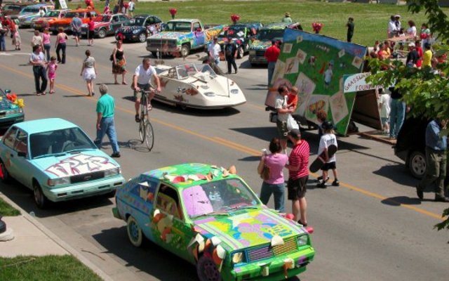 Final Fridays feature family car-art