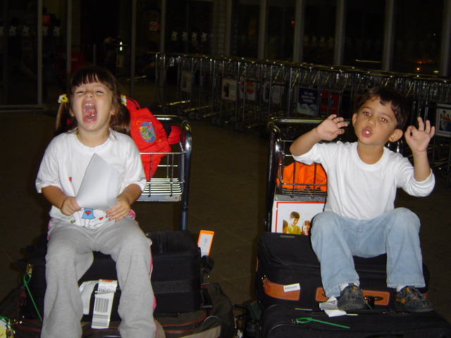 No aeroporto. (Mimi)