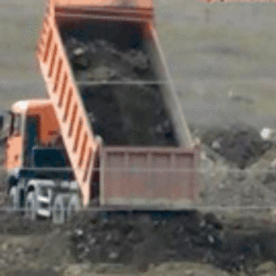 Timeline: Байдарскую долину завалили строительным мусором