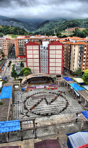 Un Barrio en Pie de Guerra.