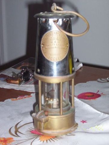 Miner's Lamp Invented