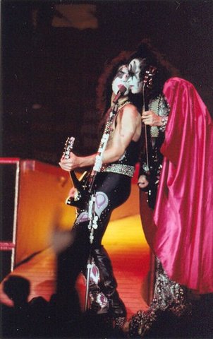 KISS live cincinnati,ohio, dynasty tour