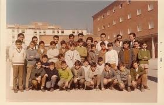 COLEGIOS PARA ESTRATOS MEDIOS Y ALTOS