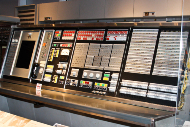 First Intergrated Circuit
