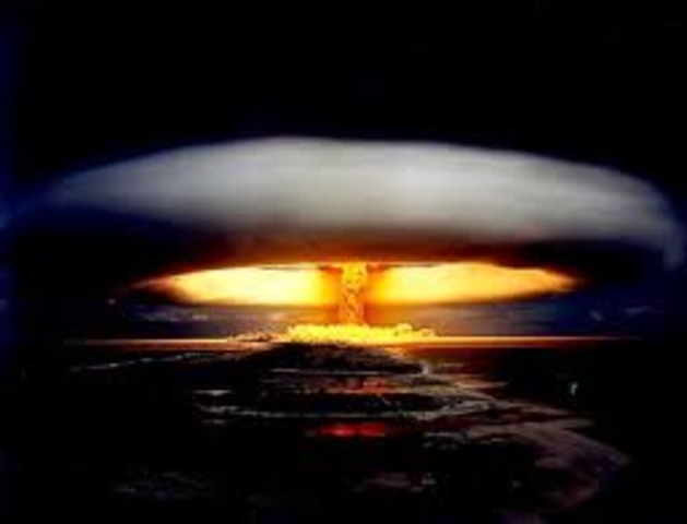 atomic bomb is send to rusia