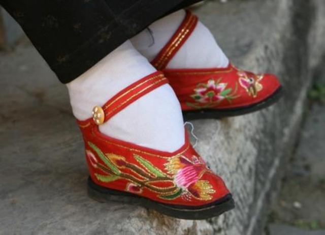Foot Binding (Social)