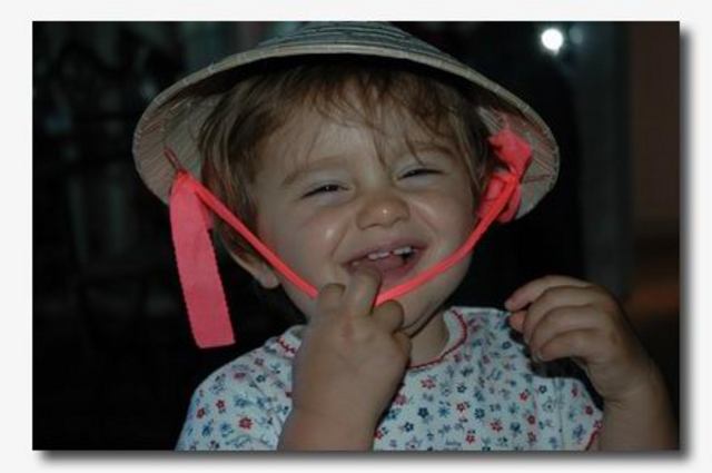 Con il cappellino vietnamita