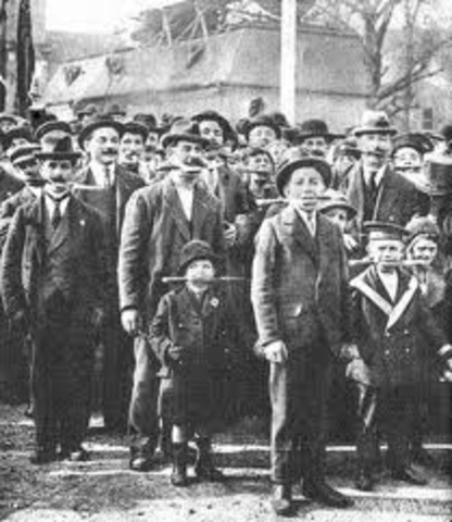 Allies lifted the blockade on trade with Russia.