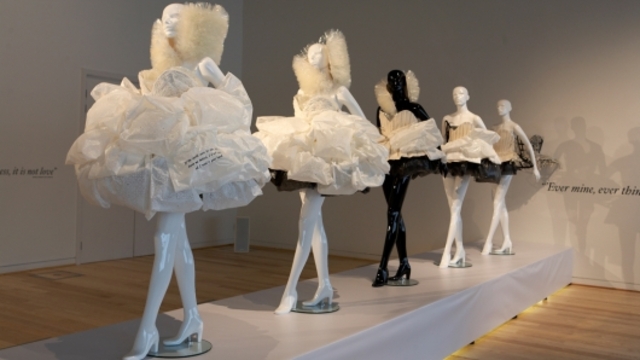 dissolving wedding dress is invented