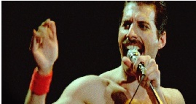 1975: BOHEMIAN RHAPSODY