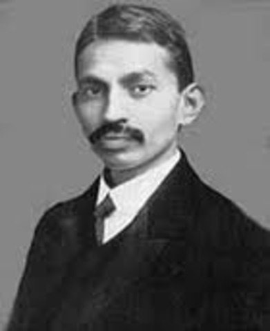 Gandhi Leaves England to Practice Law