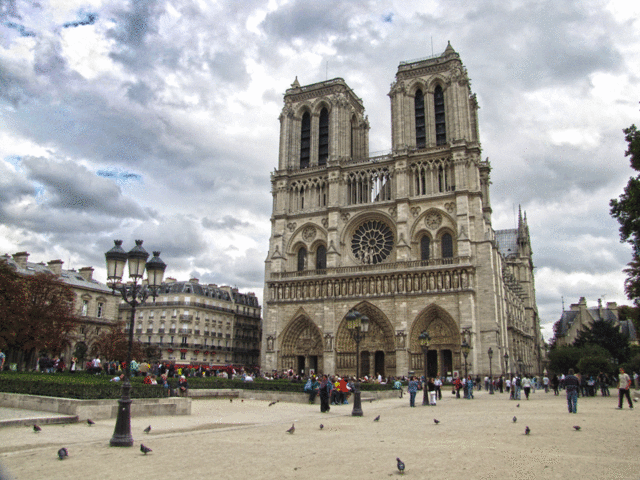 Впервые в Нотр-Дам-де-Пари собрались Генеральные Штаты