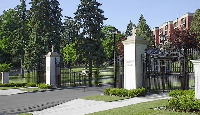 Mi hermana fue al colegio.