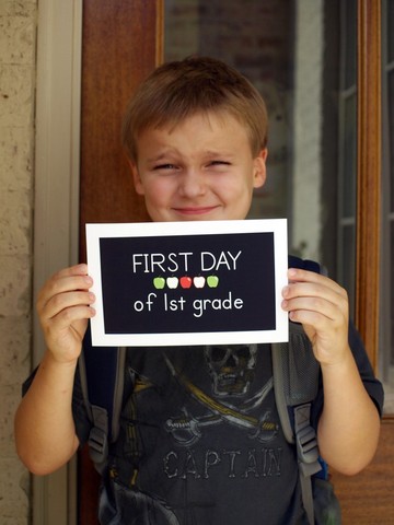 Jackson Goes to first grade - no books, no backpack, no desk, no single teacher!