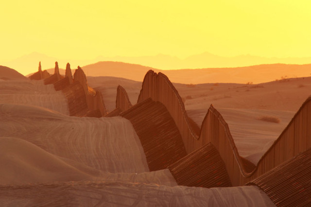 Building of the Mexico-Arizona Border Fence