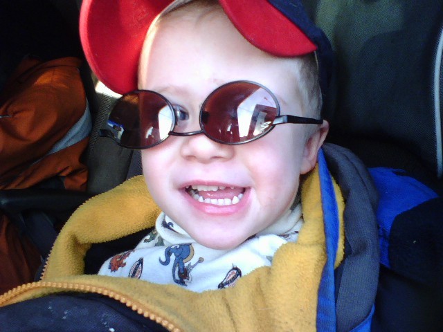 i put these on myslef mommy. how do i look?