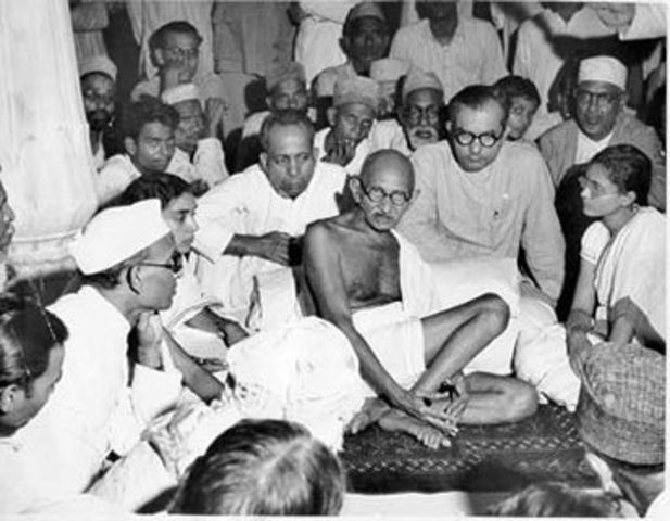 Gandhi is given exclusive authority over the Indian National Congress