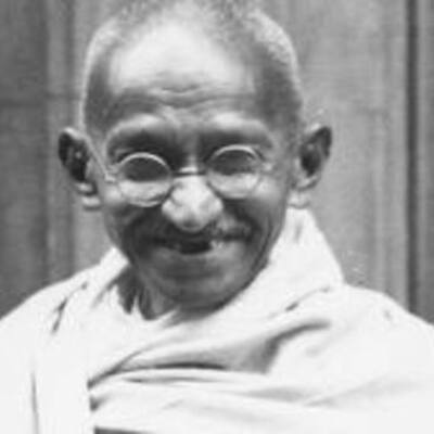 Timeline: Life of Mohandas K. Gandhi