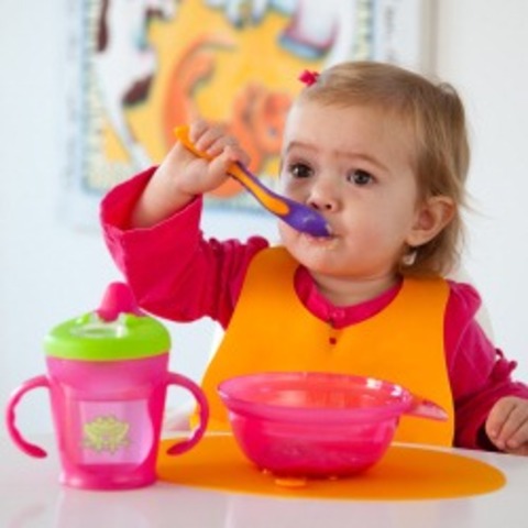 Children Eat Alone Age 1-2