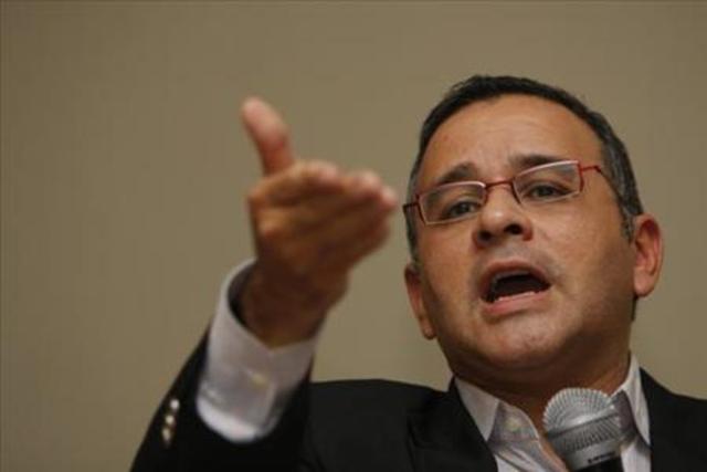 Mauricio Funes En Univisión - Jorge Ramos