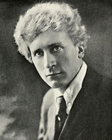 Percy Grainger emigrates to US