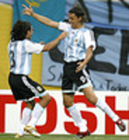 Debut en la Selección Argentina.