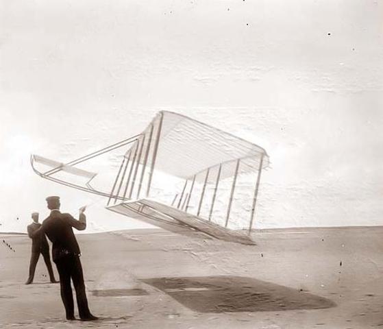 Orville and Wilbur Wright's gliders