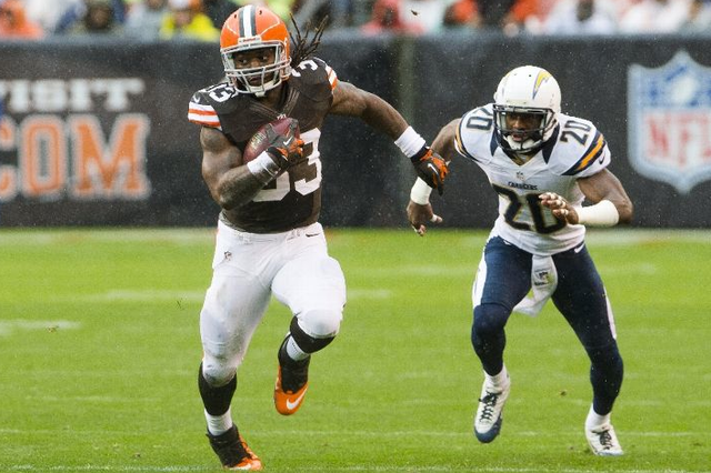Cleveland Browns beat the San Diego Chargers 7-6