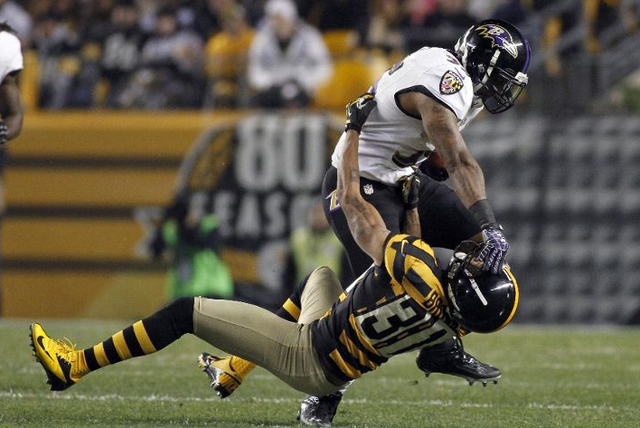 Baltimore Ravens beat the Pittsburgh Steelers 13-10