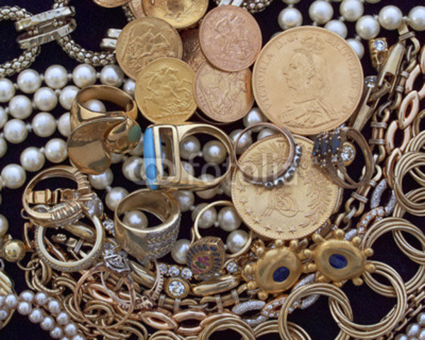 Dantes Finds His Fortune