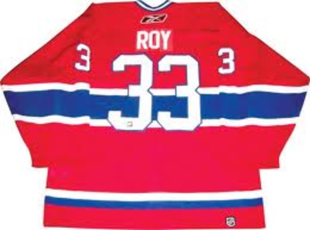 Montreal Canadiens Retire Roy`s #33 jersey