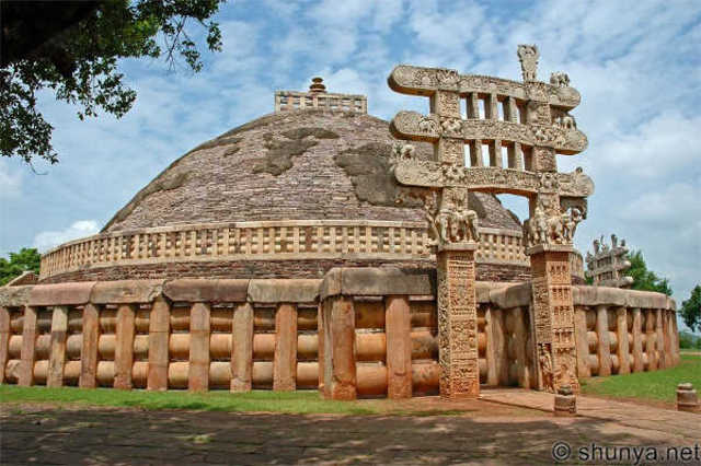 Geat Stupa, Sanchi