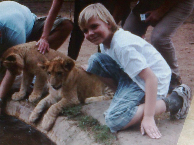 Thomas moved to South-Africa with Line and his dad Steen