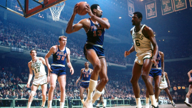 Wilt gets traded to the Philidelphia 76ers