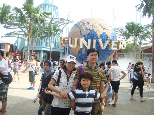 Seungkwon in Singapore!