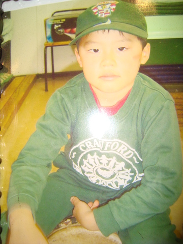 Seungkwon's new school.