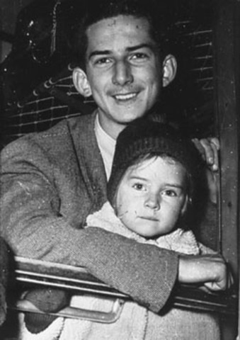 19,000 refugees from Hungary