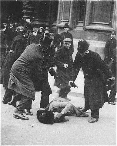 Suffragettes and Police clash in London