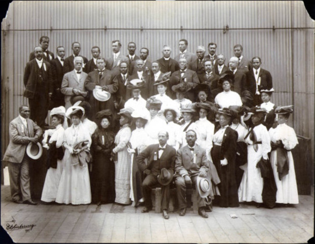 W.E.B Du Bois helps found the Niagara Movement, which promotes full civil liberties for African Americans.