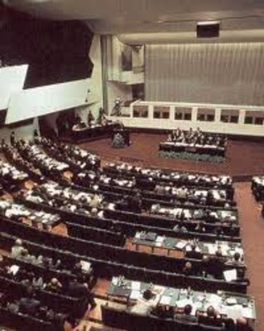 Helsinkiko Segurtasun eta Lankidetza Konferentzia.