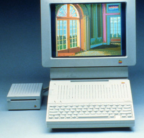 Apple IIc Computer